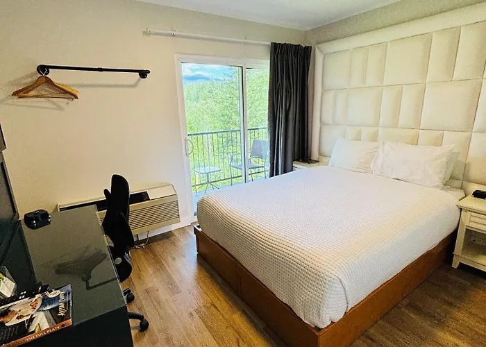Motels Civilia Lakeside By Civilia Golf Retreat